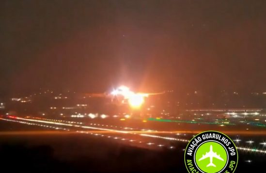  Explosão em motor obriga avião a fazer pouso de emergência em SP