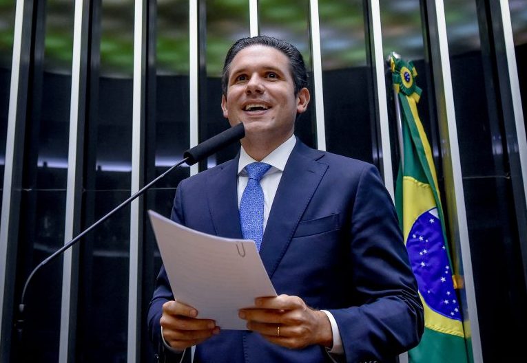  Aprovação de projetos para prevenir casos de violência contra a mulher é destaque na semana