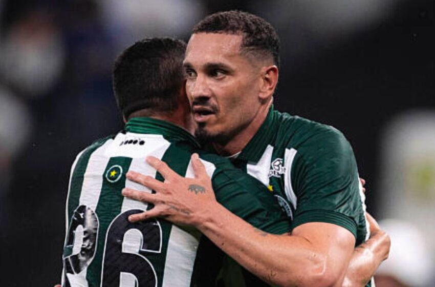 Líder do Coritiba revela meta de pontuação histórica no Brasileirão