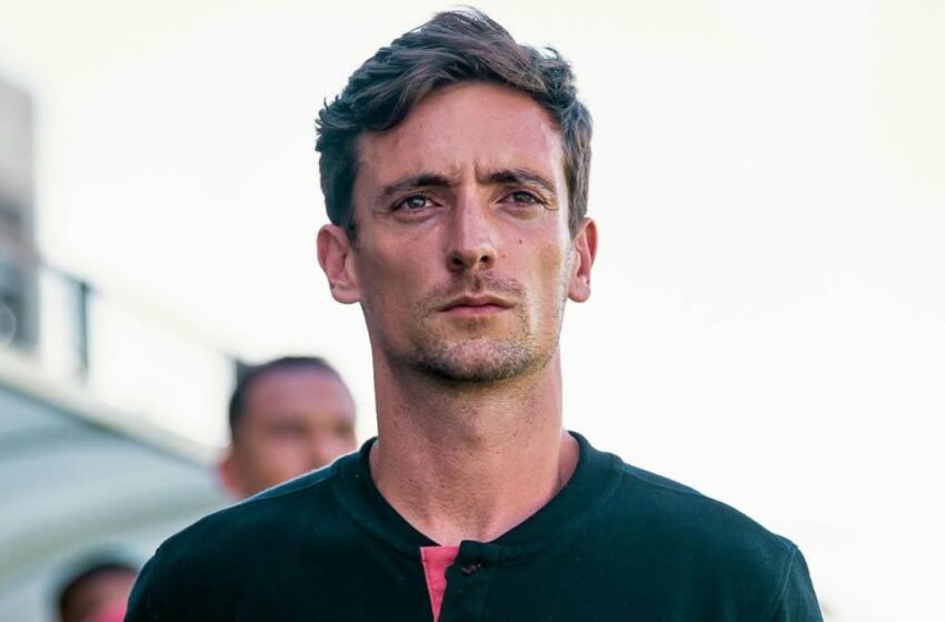  Ex-técnico do Athletico detona ídolo e expõe crise na base