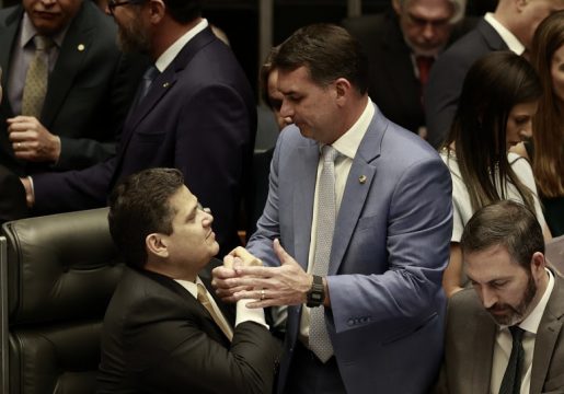  Congresso derruba veto de Lula a redução de penas do 8 de janeiro