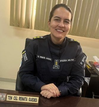 Renata Guedes: a 1ª mulher no comando do 8º Batalhão da PM