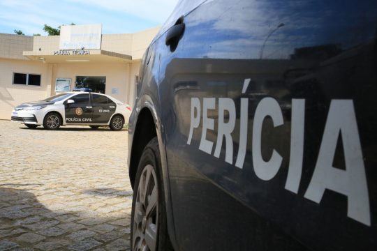  Idosa morre no HFM após ser atropelada por carro em frente de casa