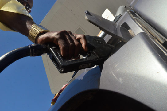  Estados aderem em massa a ajuda para reduzir preço do diesel importado