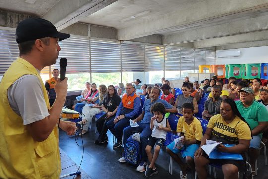  Campos lança Plano de Enfrentamento às Síndromes Respiratórias