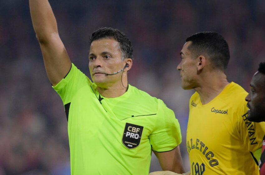  Áudio do VAR expõe polêmica em expulsão no Athletico