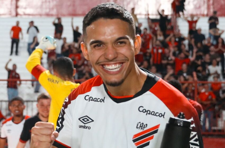  Athletico provoca o Coritiba após classificação: “Paraná bem representado”
