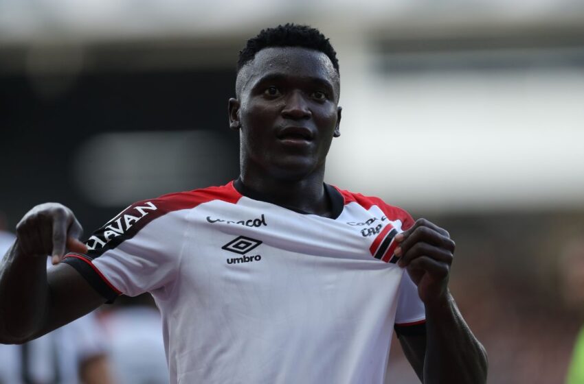  Viveros decide, Athletico vence o Remo e entra no G4 do Brasileirão