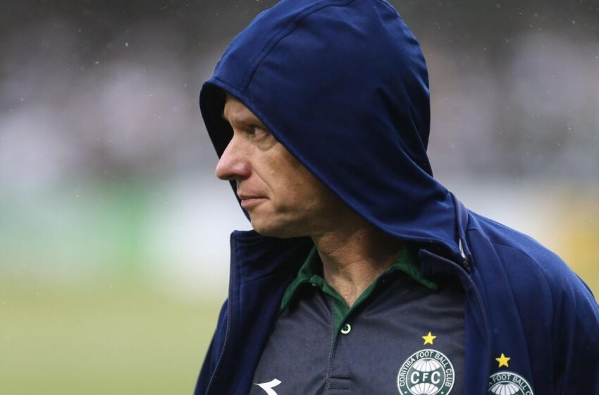  Destaque do Coritiba vira desfalque no Brasileirão; árbitro revela motivo
