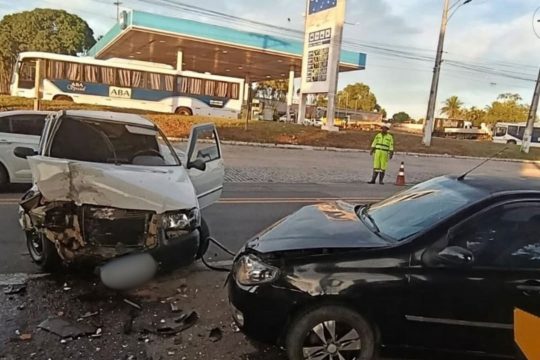  Acidente na BR-101 deixa ferido em Campos