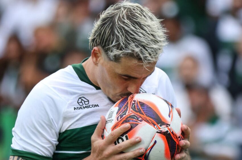  Josué supera marca de 2025 no Coritiba e mantém boa fase na Série A