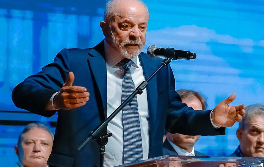  Lula promete levar em conta “especificidades” setoriais e não impor fim da escala 6×1 “na marra”