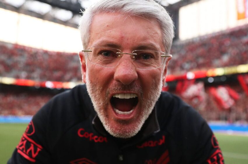  Odair Hellmann abre o coração em um ano de Athletico e elege os jogos mais difíceis
