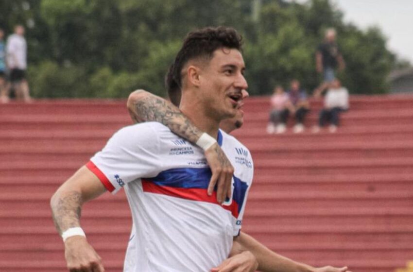  Paraná Clube vence Toledo e abre vantagem nas quartas da Segundona