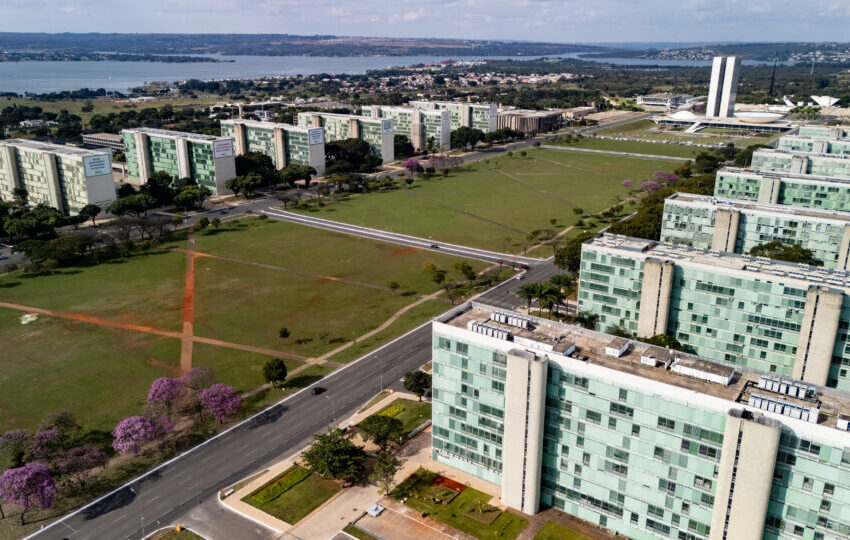  Dia do Servidor Público: veja quem terá folga e por que a data não é feriado nacional